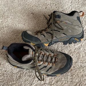 Merrell Moab ventilator mid performance boots